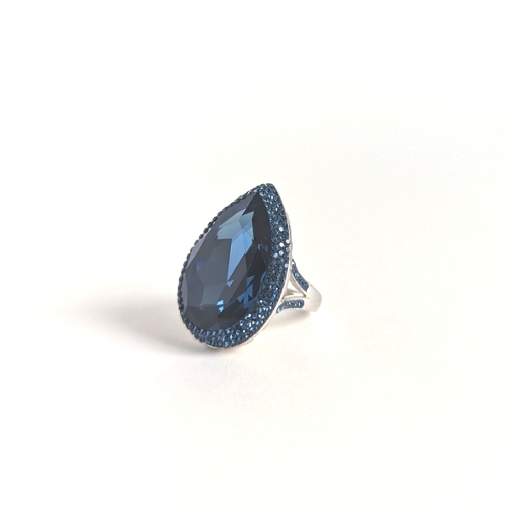 Blue Pear-Shape Facetted Glass Sterling Silver Pave Halo, Shoulders Ring sz9 - Picture 4 of 13